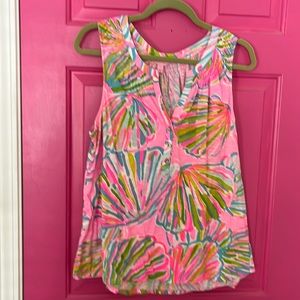 Fabulous Lilly Pulitzer Eddie Top 😃